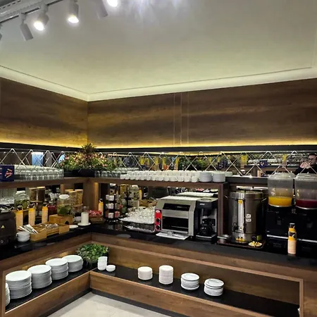 酒店 Bahcelievler 4*