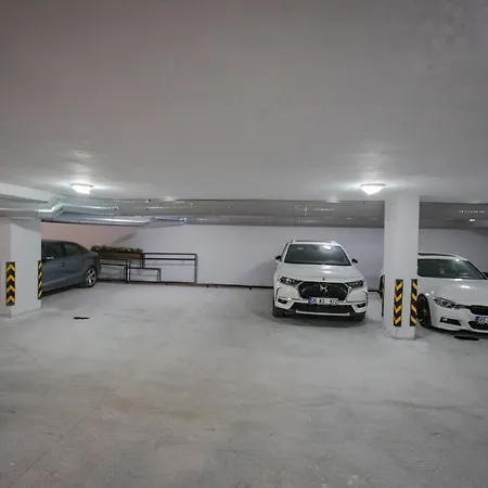 Отель Bahcelievler 4*